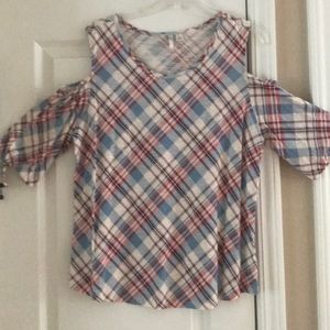 🇺🇸Cold Shoulder Red White and Blue Top🇺🇸